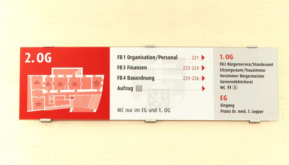 Beschilderungen & umfassende Leitsysteme